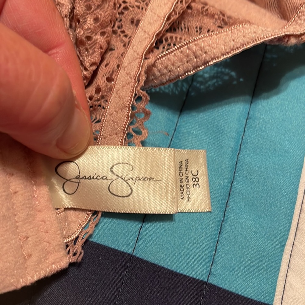 Jessica Simpson Bra - Picture 3 of 4